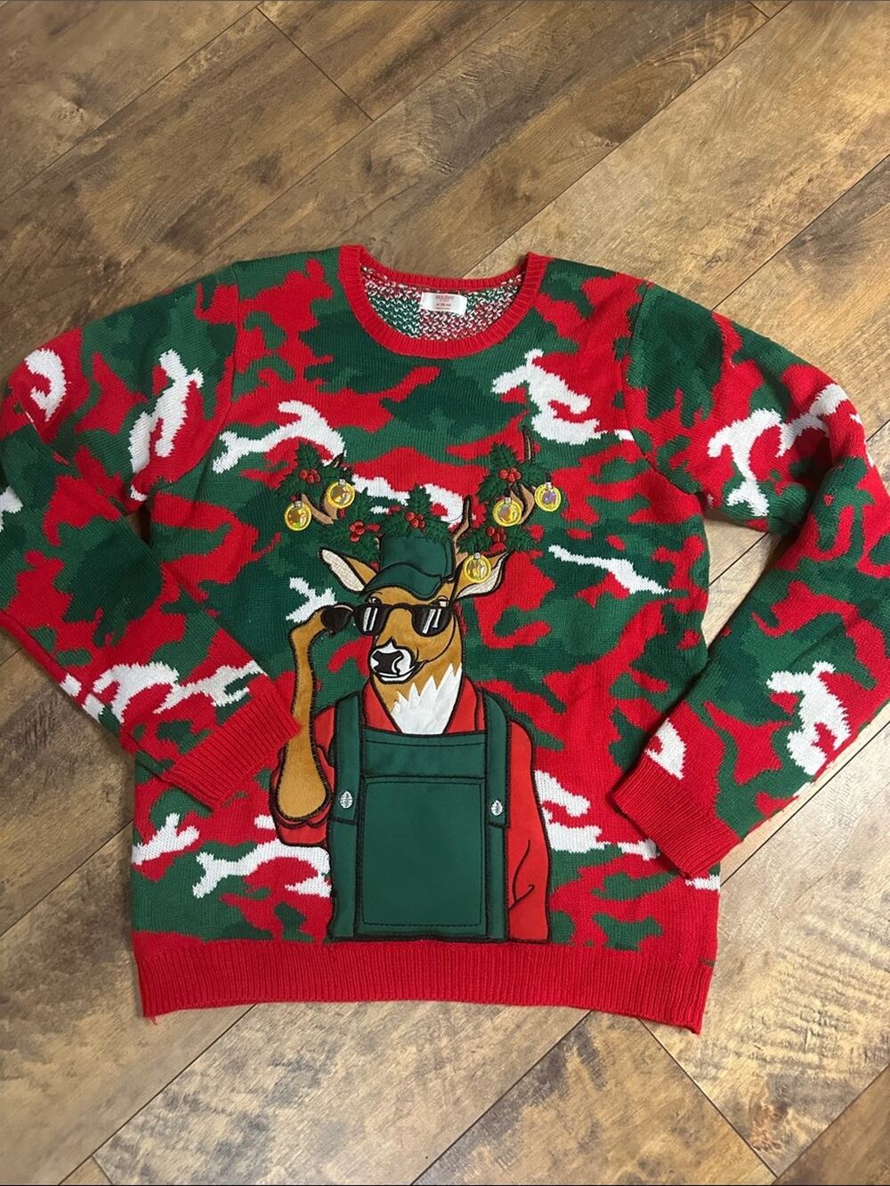 HOLIDAY TIME Men's Red & Green Camo Reindeer Knit Ugly Christmas Sweater, Size M